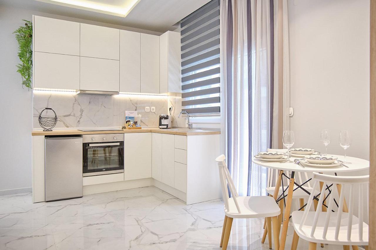 Elegant Central Apartment Veria - Με Ενδοδαπέδια Θέρμανση!!! Bagian luar foto