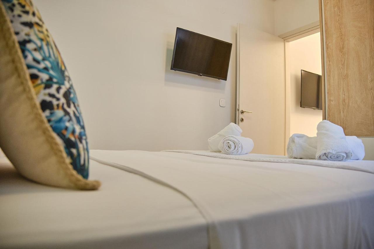 Elegant Central Apartment Veria - Με Ενδοδαπέδια Θέρμανση!!! Bagian luar foto