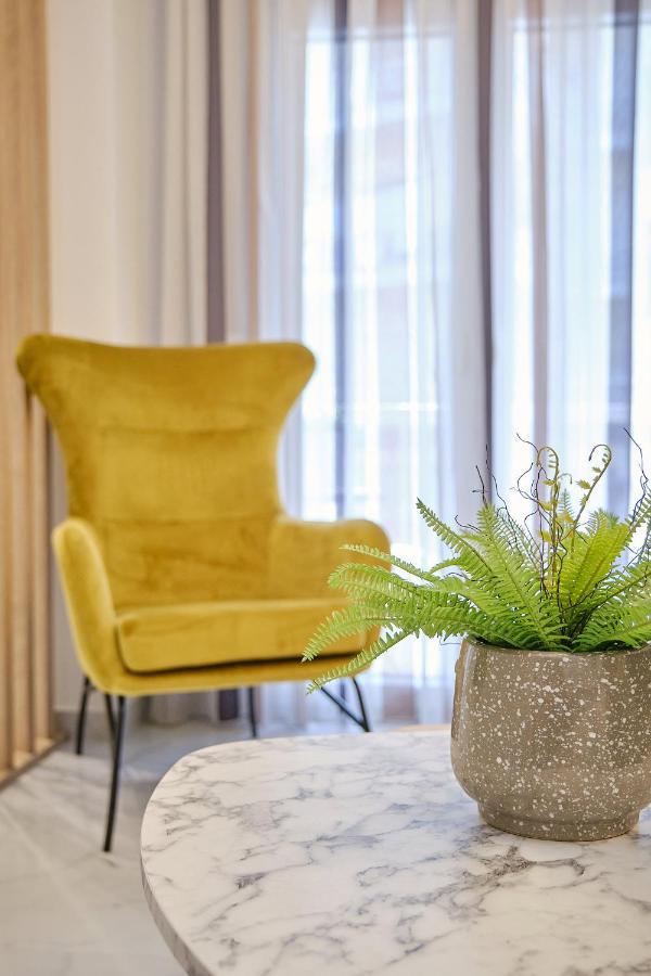 Elegant Central Apartment Veria - Με Ενδοδαπέδια Θέρμανση!!! Bagian luar foto