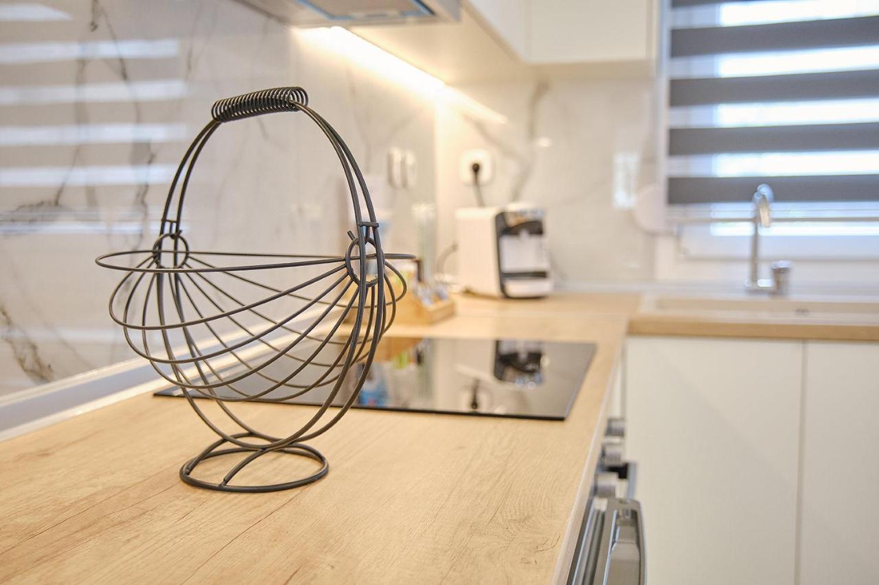 Elegant Central Apartment Veria - Με Ενδοδαπέδια Θέρμανση!!! Bagian luar foto